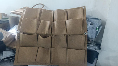 Vertical Hanging Wall Planter for Balcony�/Indoors